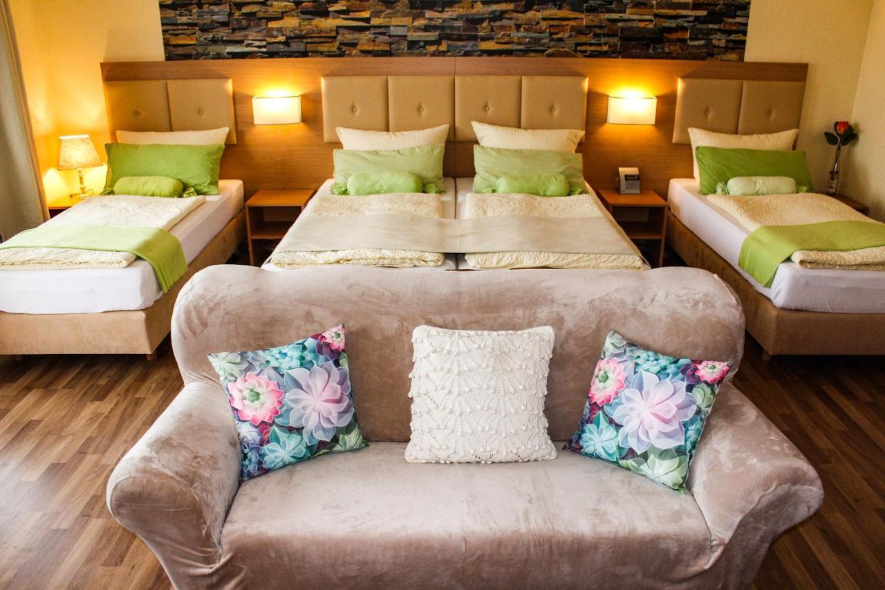 Hotel Seerose Garni Nohfelden Zewnętrze zdjęcie
